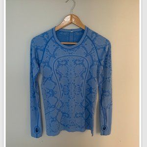 Lululemon Long Sleeve - Blue